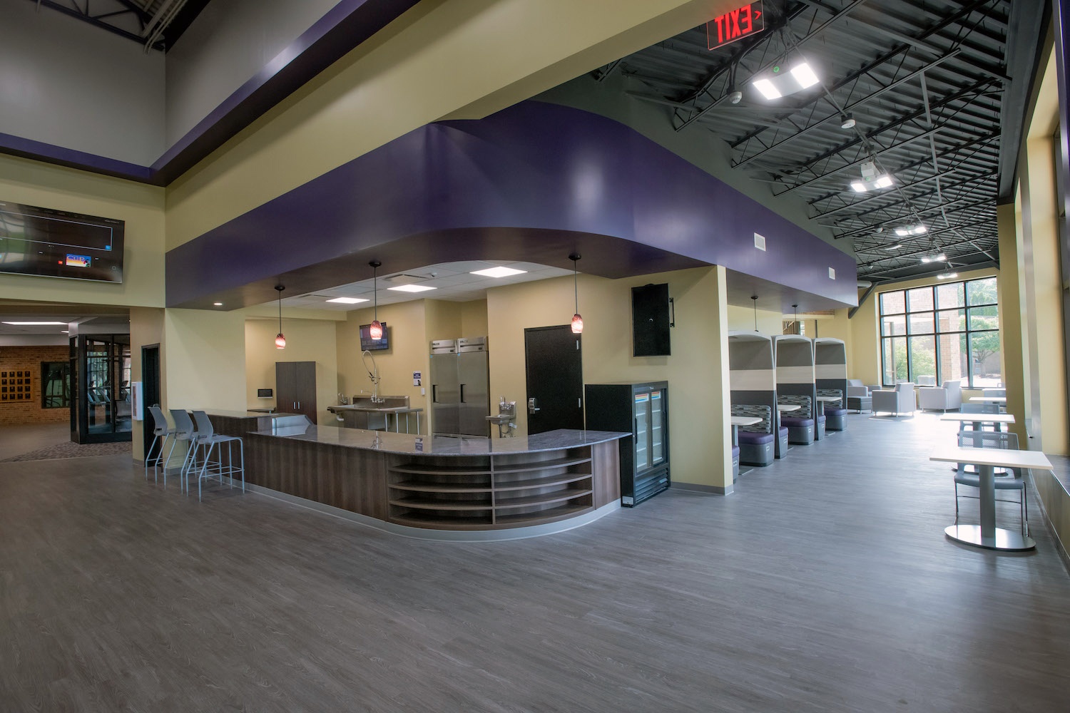 Booths and tables